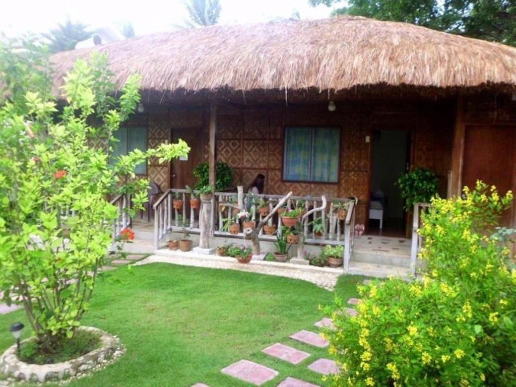Oslob Garden Stay Beach Resort Екстер'єр фото