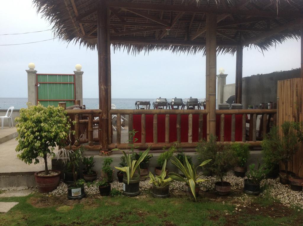 Oslob Garden Stay Beach Resort Екстер'єр фото