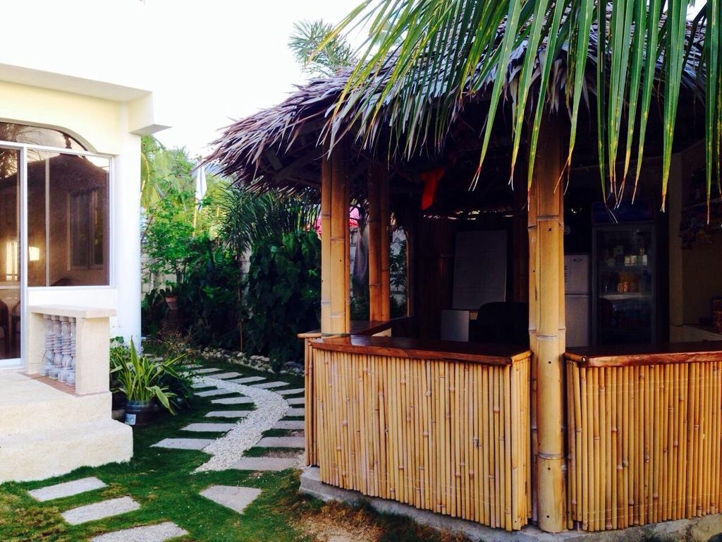 Oslob Garden Stay Beach Resort Екстер'єр фото
